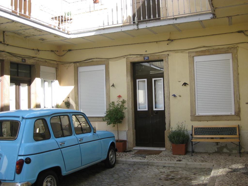 The Back Street Nest Apartment Lisbon Bagian luar foto