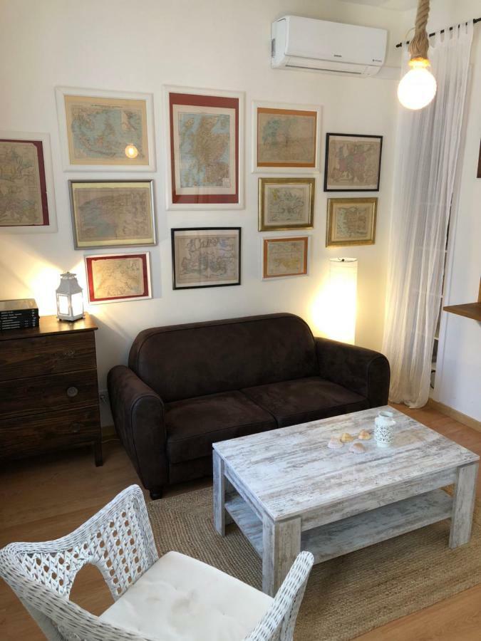 The Back Street Nest Apartment Lisbon Bagian luar foto
